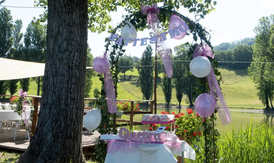 Battesimo al chiosco sul lago di varsi a Parma